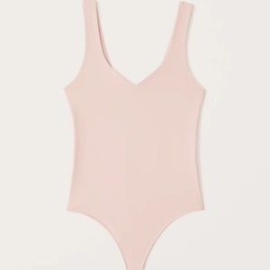 Abercrombie & Fitch Double-Layered Seamless Fabric Sweeheart Bodysuit Light Pink